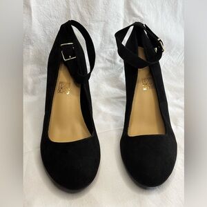 Black Suede Ankle Strap Gold Buckle Block Heel Mary Jane Size 42(10.5 - 11)